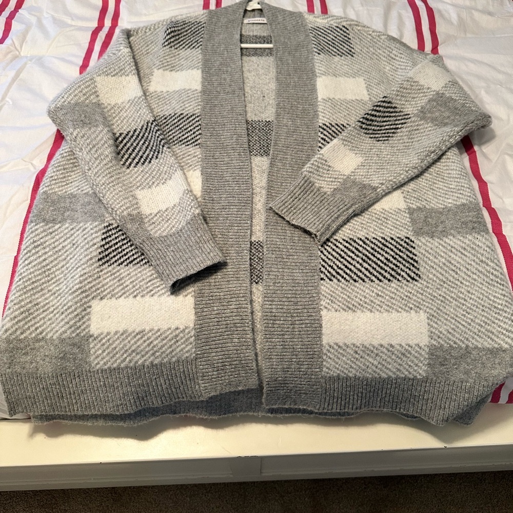 Betseys Boutique Grey Cardigan